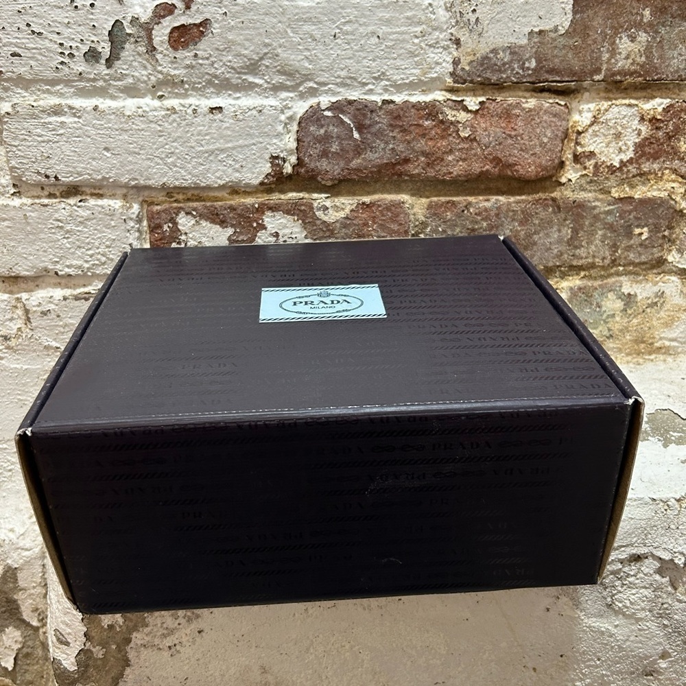 Original Prada Box measures approximately 11.5 x 9.5 x 4.75 inches. Prada Milano - Picture 5 of 10